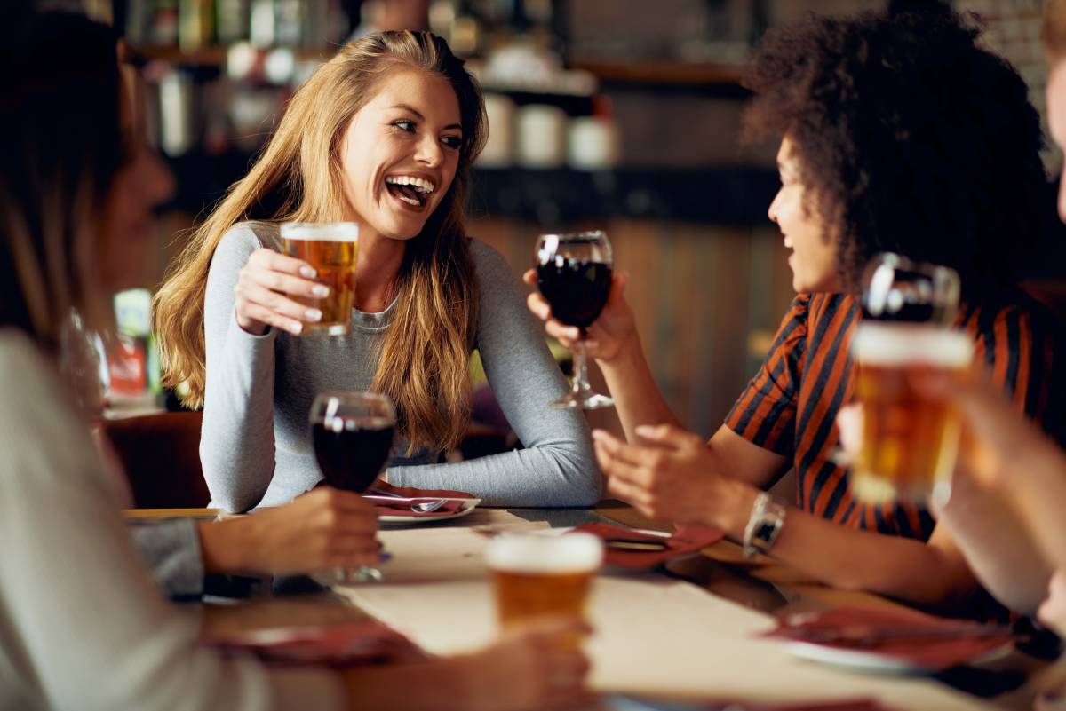 Awesome Wine and Brew Bars to Visit | Better Beach Rentals