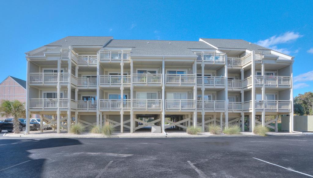 Oak Island Beach Villa 801 exterior